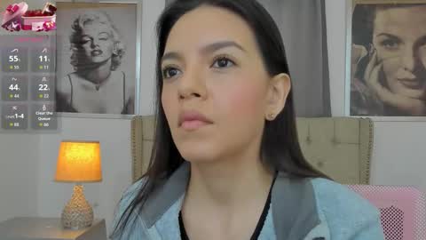 Snapshot of beautyari_ chatting on 02-06-26, 12:19 Ariana Reyes online show from 02-06-26, 12:19