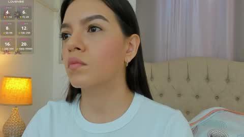 Snapshot of beautyari_ chatting on 06-01-26, 12:40 Ariana Reyes online show from 06-01-26, 12:40