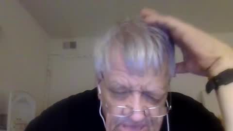 Snapshot of beautytomyeyes chatting on 02-28-25, 05:37 beautytomyeyes online show from 02-28-25, 05:37