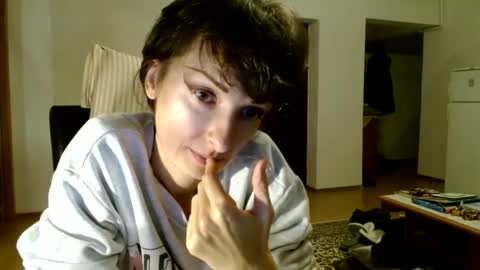 Raluca online show from 12-21-24, 07:27