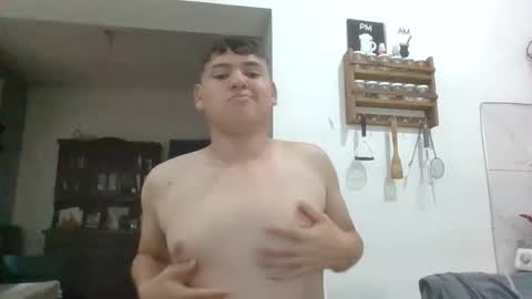 Snapshot of bebote0020 chatting on 10-12-25, 06:40 bebote0020 online show from 10-12-25, 06:40