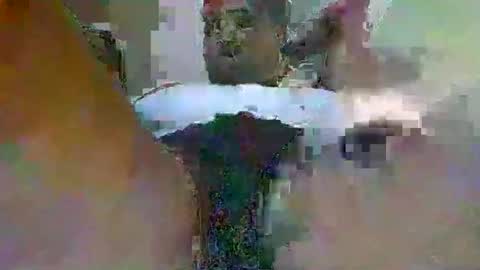 Snapshot of bebswee21 chatting on 05-10-26, 02:22 bebswee21 online show from 05-10-26, 02:22