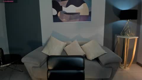 Am Becca online show from 02-10-26, 12:09