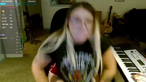 Snapshot of beccalubov chatting on 07-05-26, 04:19 Becca Lubov online show from 07-05-26, 04:19