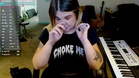Snapshot of beccalubov chatting on 07-12-26, 06:21 Becca Lubov online show from 07-12-26, 06:21