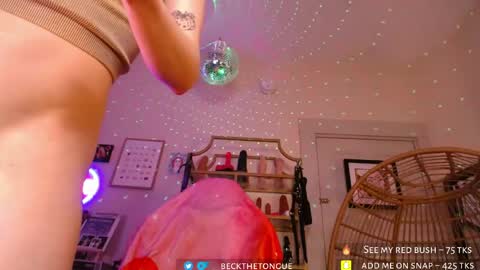 Snapshot of beckthetongue chatting on 05-28-26, 02:53 Beck the tongue online show from 05-28-26, 02:53