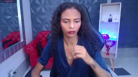 becky_lynch_102 online show from 03-03-26, 06:58