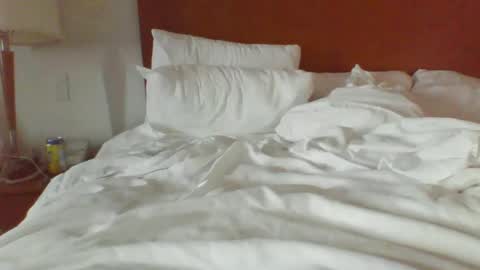 Snapshot of bedbandits chatting on 02-08-25, 08:32 Bedbandits69 online show from 02-08-25, 08:32