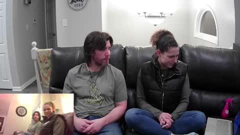 Snapshot of bedroom_king_and_queen chatting on 02-16-25, 04:31 Bedroom king and queen online show from 02-16-25, 04:31