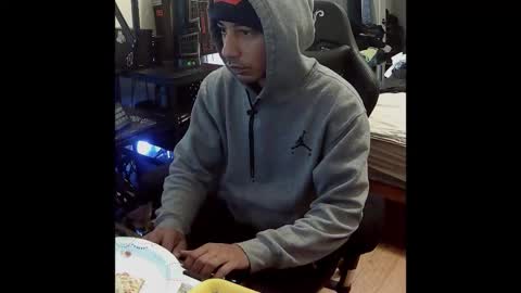 hungnheavy online show from 11-30-25, 05:06