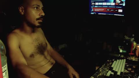 Snapshot of bedstuymonstercock90 chatting on 06-26-26, 01:43 hungnheavy online show from 06-26-26, 01:43