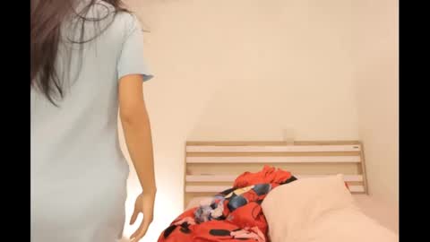 bee_thai online show from 02-20-25, 07:41