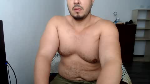 Snapshot of beefypecs_10 chatting on 06-05-26, 08:14 Criss2fer online show from 06-05-26, 08:14
