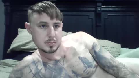 Snapshot of beelzebubxo chatting on 01-27-25, 10:49 beelzebubxo online show from 01-27-25, 10:49