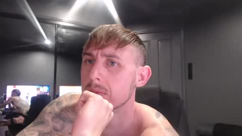 Snapshot of beelzebubxo chatting on 06-20-26, 11:57 beelzebubxo online show from 06-20-26, 11:57