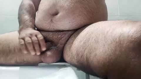 Snapshot of beers19 chatting on 10-09-25, 09:07 beers19 online show from 10-09-25, 09:07