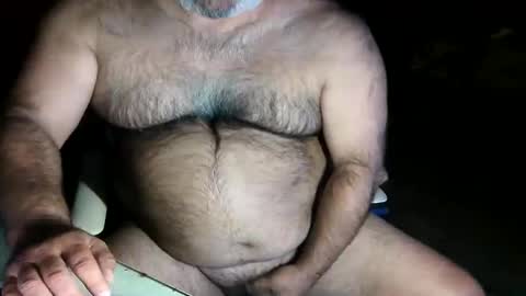 Snapshot of beers19 chatting on 10-16-25, 06:36 beers19 online show from 10-16-25, 06:36