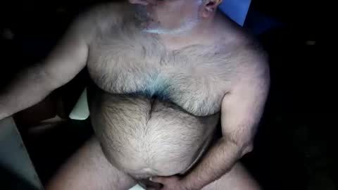 Snapshot of beers19 chatting on 11-07-25, 02:50 beers19 online show from 11-07-25, 02:50