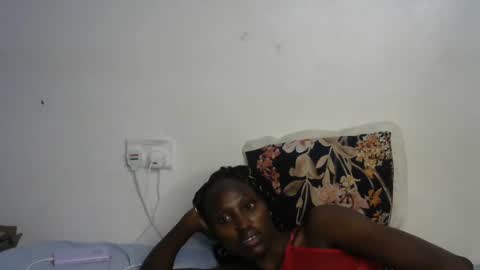 Snapshot of beib_love chatting on 12-13-24, 08:30 beib_love online show from 12-13-24, 08:30