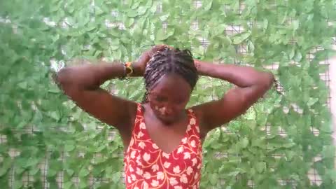 Snapshot of beib_love chatting on 10-13-25, 01:44 beib_love online show from 10-13-25, 01:44