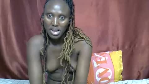 Snapshot of beib_love chatting on 04-18-26, 07:07 beib_love online show from 04-18-26, 07:07