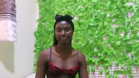 Snapshot of beib_love chatting on 05-15-26, 04:19 beib_love online show from 05-15-26, 04:19