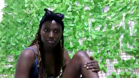 Snapshot of beib_love chatting on 05-25-26, 08:04 beib_love online show from 05-25-26, 08:04