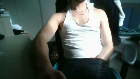 Snapshot of bel7ebite chatting on 02-05-25, 11:34 bel7ebite online show from 02-05-25, 11:34