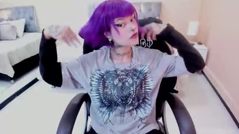 Snapshot of bela_craxkerr chatting on 02-10-26, 12:53 Bela online show from 02-10-26, 12:53