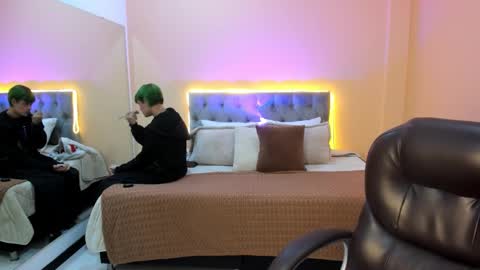 Snapshot of bela_craxkerr chatting on 02-23-26, 12:13 Bela online show from 02-23-26, 12:13