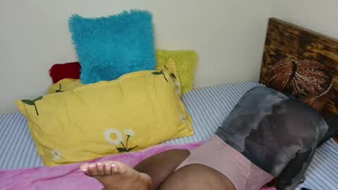 Snapshot of bela_violet chatting on 07-24-26, 06:44 bela_violet online show from 07-24-26, 06:44