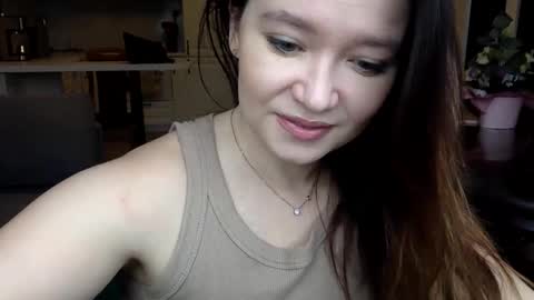 Snapshot of belajulia chatting on 10-24-25, 10:00 belajulia online show from 10-24-25, 10:00