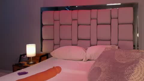 Snapshot of belanny_ chatting on 06-21-26, 04:48 Bella online show from 06-21-26, 04:48