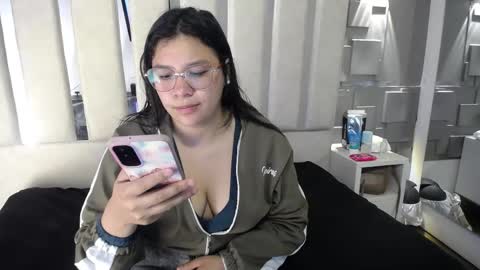 Snapshot of belen_green chatting on 06-06-26, 11:15 Belen online show from 06-06-26, 11:15