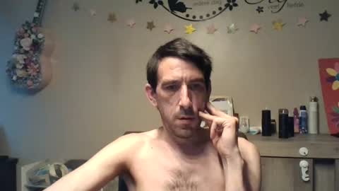 Snapshot of belgianboy33 chatting on 06-21-26, 03:53 Dreamcock online show from 06-21-26, 03:53