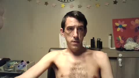 Snapshot of belgianboy33 chatting on 06-23-26, 02:31 Dreamcock online show from 06-23-26, 02:31