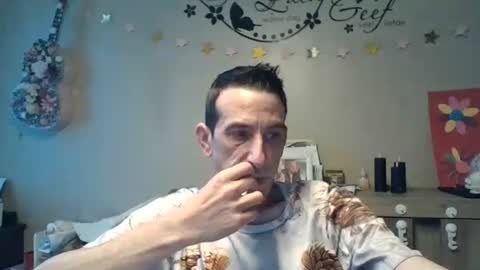 Snapshot of belgianboy33 chatting on 07-13-26, 06:05 Dreamcock online show from 07-13-26, 06:05