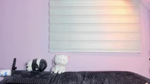 Snapshot of belinda_hills chatting on 01-04-25, 11:06 belinda online show from 01-04-25, 11:06
