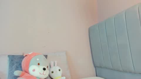 Snapshot of belinda_hills chatting on 01-09-25, 06:57 belinda online show from 01-09-25, 06:57