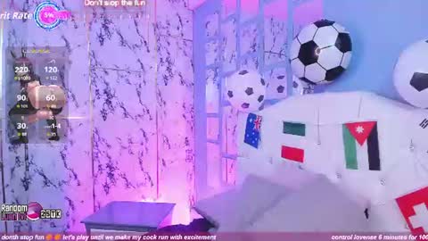 Snapshot of bell_rosee chatting on 06-26-26, 03:05 Bell online show from 06-26-26, 03:05