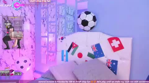 Snapshot of bell_rosee chatting on 06-27-26, 04:34 Bell online show from 06-27-26, 04:34