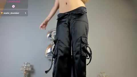 Bella cam online show from 03-06-25, 12:10