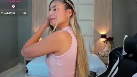 Bella cam online show from 03-12-25, 07:59