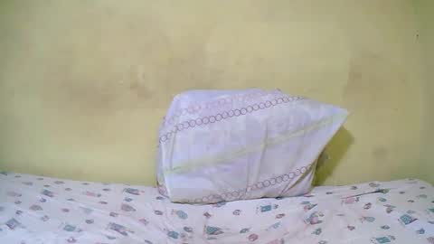 Snapshot of bella193999 chatting on 12-08-24, 01:36 bella193999 online show from 12-08-24, 01:36