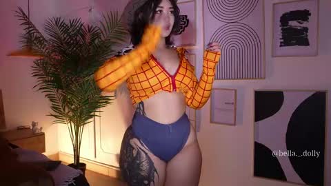 Snapshot of bella__donne chatting on 05-11-26, 11:49 online show from 05-11-26, 11:49