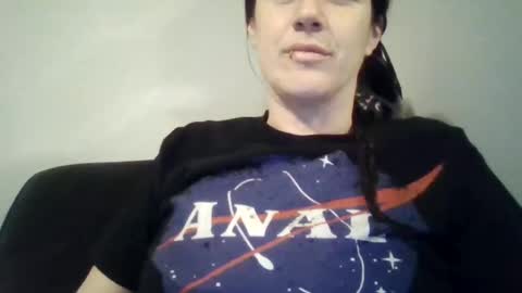 Snapshot of bella_bella17 chatting on 01-26-25, 05:13 Bella online show from 01-26-25, 05:13