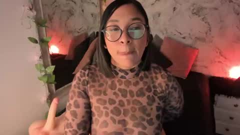 Snapshot of bella_desi chatting on 07-03-26, 12:11 Dessi online show from 07-03-26, 12:11