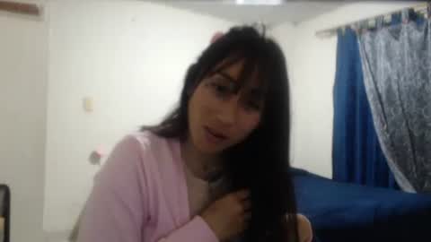 Snapshot of bella_luna34 chatting on 02-13-26, 04:08 bella_luna34 online show from 02-13-26, 04:08