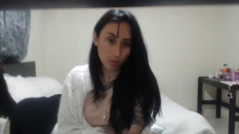 Snapshot of bella_luna34 chatting on 03-03-26, 11:43 bella_luna34 online show from 03-03-26, 11:43