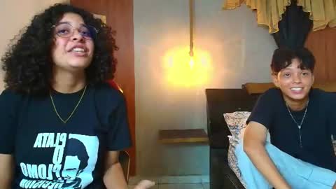 bella_muse_ online show from 07-09-26, 01:53